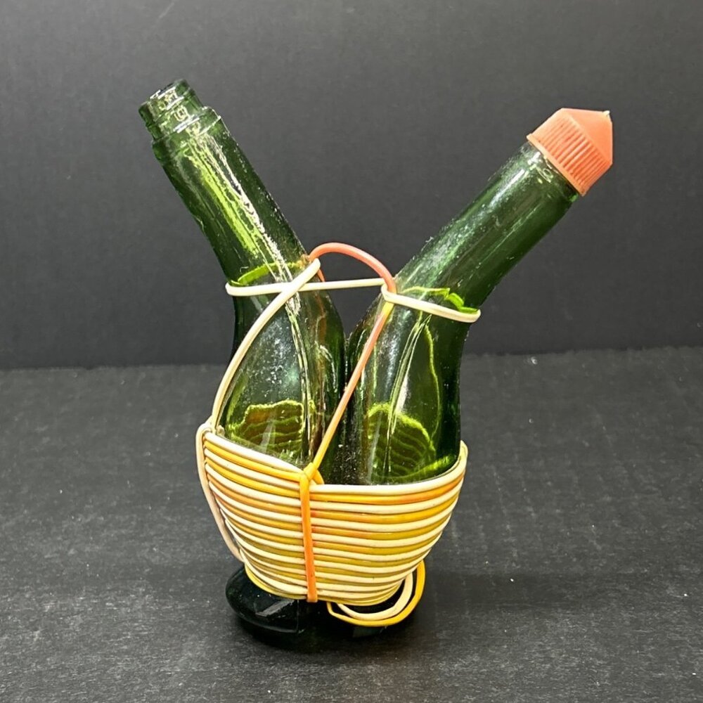 Vintage Conjoined Glass Oil and Vinegar Cruet Bottle Decanter Green 5.5'' Tall
